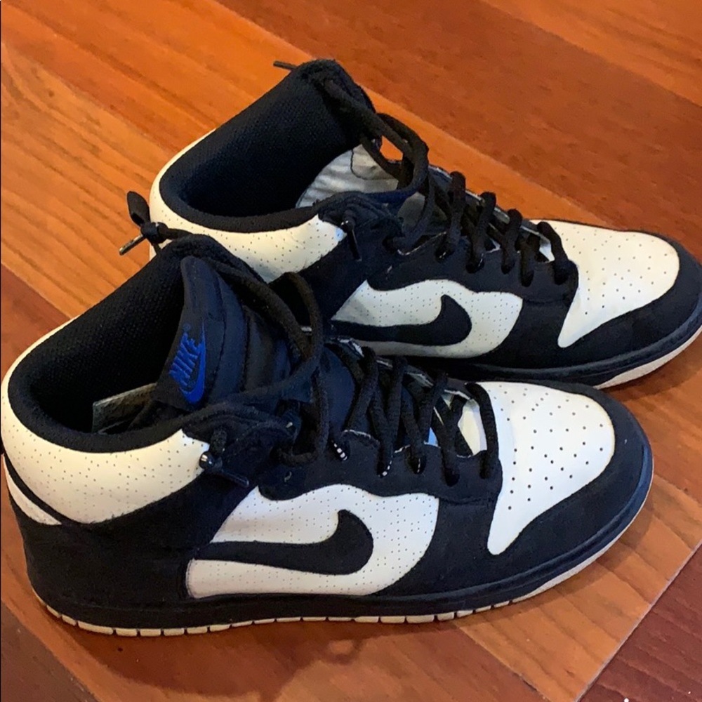 Nike Dunk High size 9
